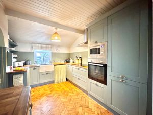 Photo 13- click for photo gallery